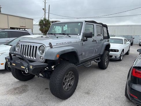 Used 2015 Jeep Wrangler Unlimited Rubicon w/ Dual Top Group image 3