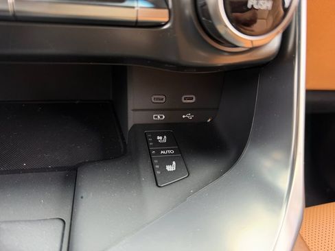 New 2026 Lexus LX 600 4WD w/ Luxury Package image 23