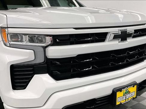 Used 2024 Chevrolet Silverado 1500 RST AWD/4WD image 34