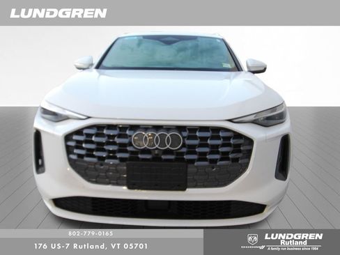 Certified 2025 Audi Q5 Premium w/ Convenience Package AWD/4WD image 22