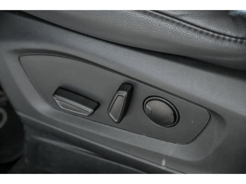 Used 2023 Ford Explorer Limited AWD/4WD image 15