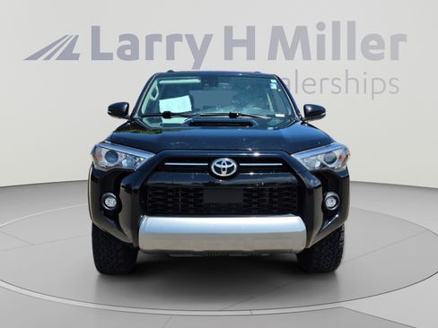 Used 2022 Toyota 4Runner TRD Off-Road Premium w/ Moonroof Package AWD/4WD image 8
