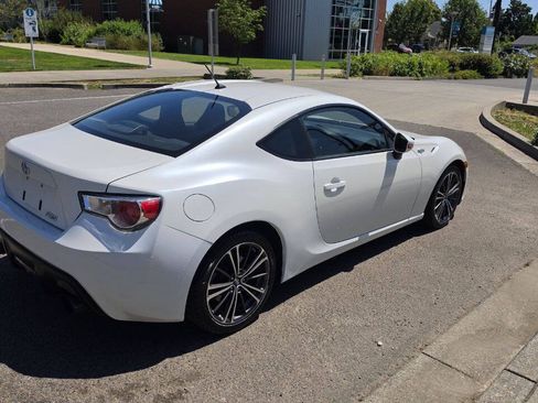 Used 2013 Scion FR-S RWD image 5