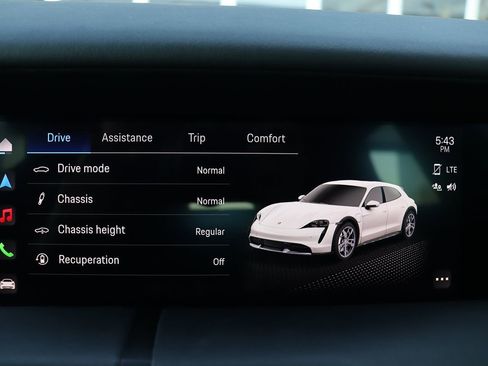 Used 2022 Porsche Taycan 4 Cross Turismo image 25