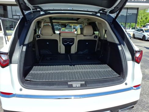 Used 2025 Acura MDX SH-AWD image 13