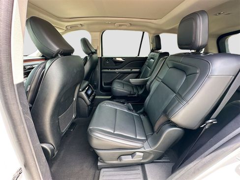 Used 2022 Lincoln Aviator Reserve w/ Equipment Group 201A image 26