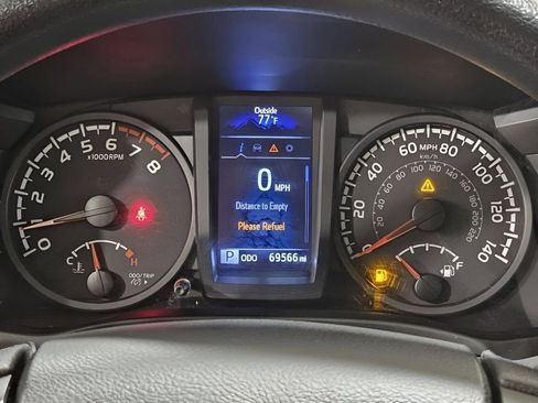 Used 2023 Toyota Tacoma SR image 28