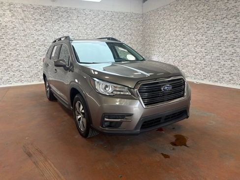 Used 2021 Subaru Ascent Premium w/ Convenience Package AWD/4WD image 1