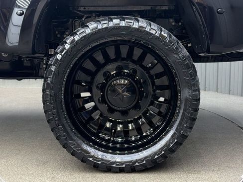 Used 2026 Ford F450 Platinum w/ FX4 Off-Road Package image 12