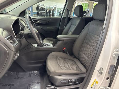 Used 2019 Chevrolet Equinox LT AWD/4WD image 9