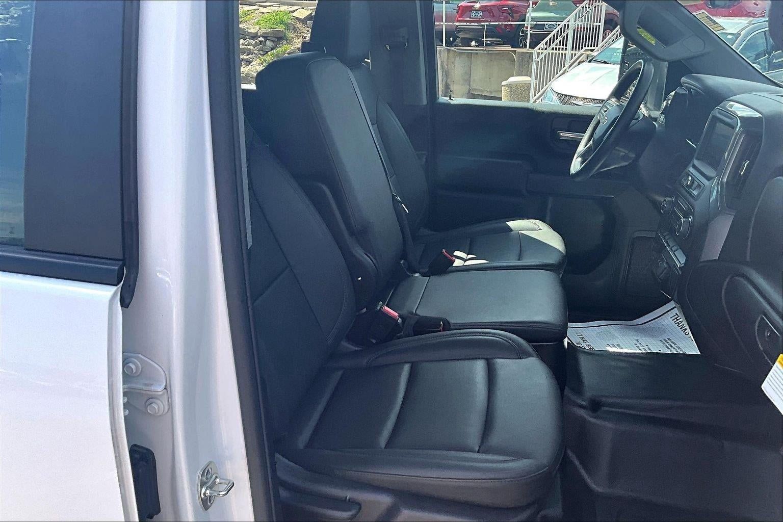 Used 2026 Chevrolet Silverado 3500 W/T AWD/4WD image 7