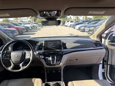 Used 2021 Honda Odyssey Elite image 9