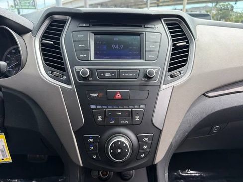 Used 2018 Hyundai Santa Fe Sport FWD image 18