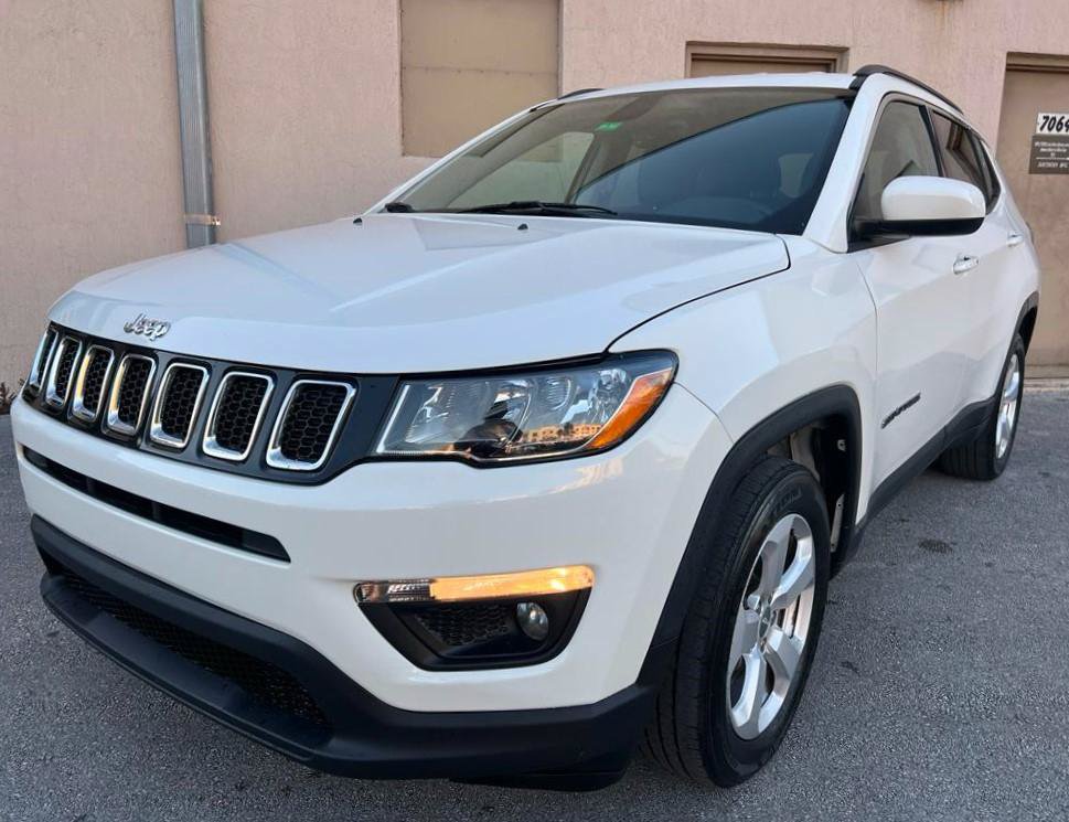 Used 2018 Jeep Compass Latitude w/ Popular Equipment Group FWD image 6