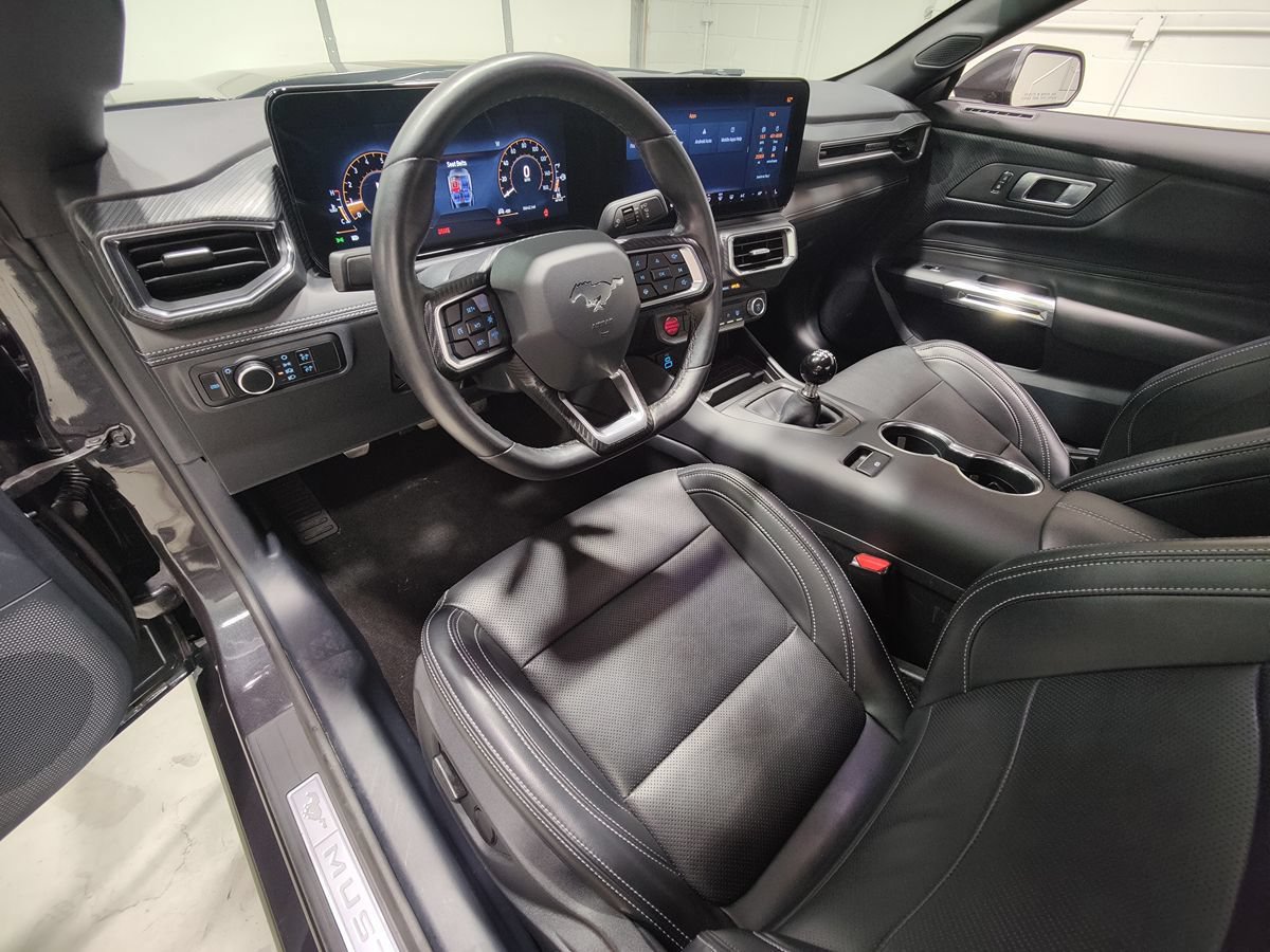 Used 2024 Ford Mustang GT Premium RWD image 31
