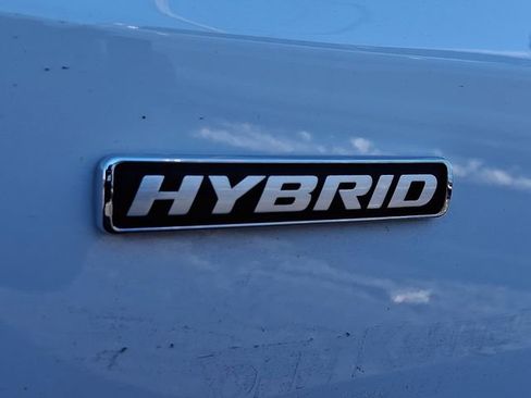 Certified 2024 Ford Maverick Lariat w/ Black Appearance Package image 32