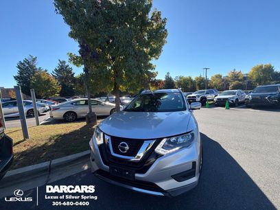 Used 2017 Nissan Rogue SV w/ SV Premium Package