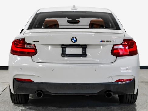 Used 2016 BMW M235i xDrive Coupe image 7
