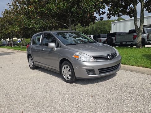 Used 2012 Nissan Versa 1.8 S FWD image 2