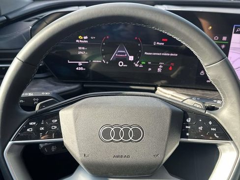 Used 2025 Audi Q5 Premium Plus w/ Premium Plus AWD/4WD image 23