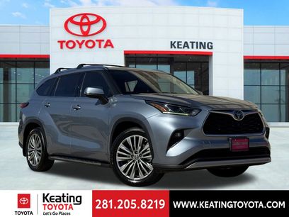 Used 2021 Toyota Highlander Platinum