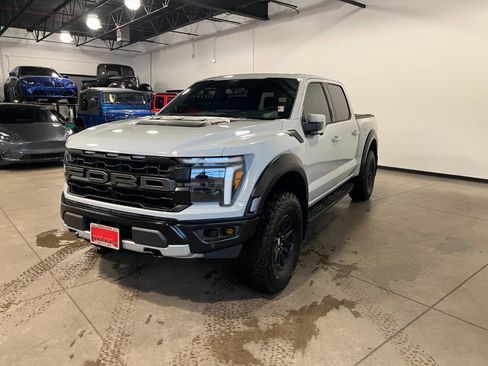 Used 2024 Ford F150 Raptor AWD/4WD image 7