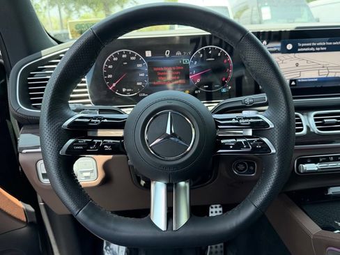 Certified 2026 Mercedes-Benz GLS 450 4MATIC image 21