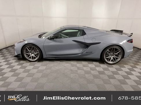 Used 2024 Chevrolet Corvette Z06 w/ Stealth Interior Trim Package image 6