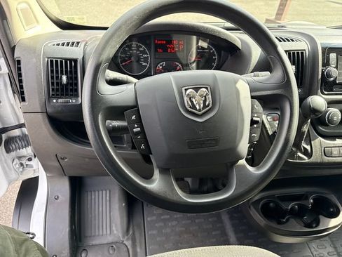 Used 2021 RAM ProMaster 2500 w/ Convenience Group FWD image 19