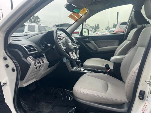 Used 2017 Subaru Forester 2.5i Limited image 17