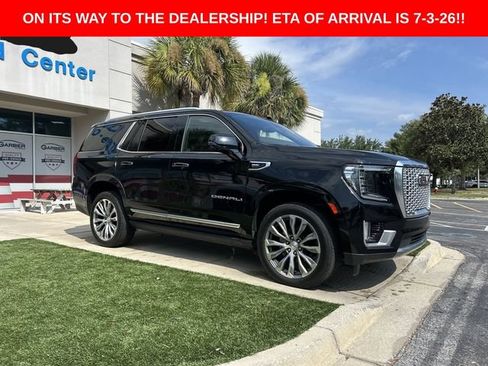 Used 2021 GMC Yukon Denali w/ Denali Premium Package AWD/4WD image 9