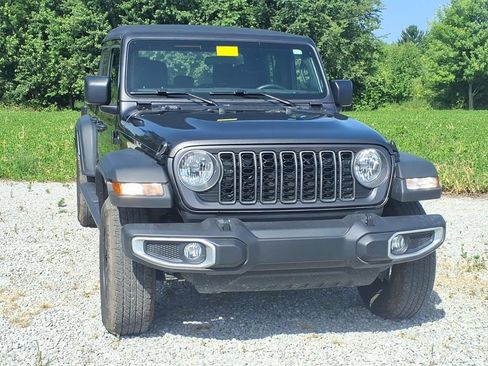 Used 2026 Jeep Gladiator Sport AWD/4WD image 6