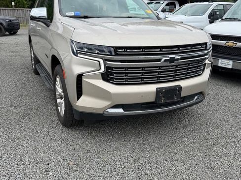 Used 2021 Chevrolet Tahoe Premier w/ Premium Package AWD/4WD image 1