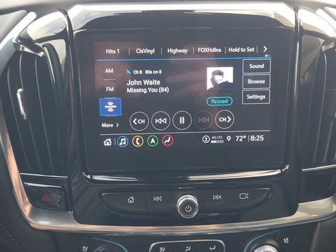 Used 2023 Chevrolet Traverse Premier w/ Redline Edition FWD image 5
