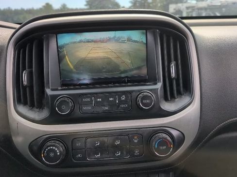 Used 2017 GMC Canyon SLE w/ Trailering Package AWD/4WD image 5