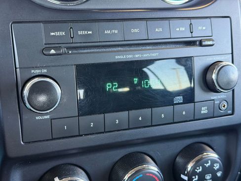 Used 2015 Jeep Patriot Sport w/ Power Value Group FWD image 20