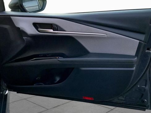 Used 2025 Toyota Camry SE FWD image 20