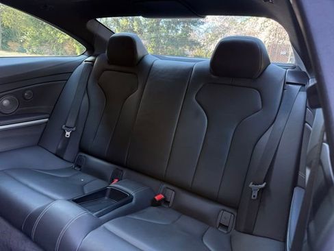 Used 2016 BMW M4 Coupe RWD image 30