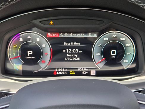 Used 2024 Audi Q8 Prestige AWD/4WD image 23