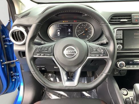Used 2020 Nissan Versa SR image 19