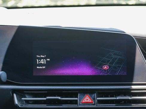 Used 2023 Kia Niro Wind FWD image 14