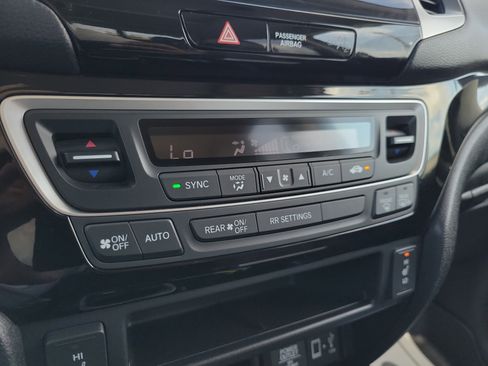 Used 2017 Honda Ridgeline RTL-E image 25