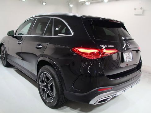Certified 2026 Mercedes-Benz GLC 300 4MATIC image 16