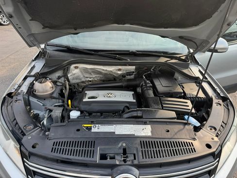Used 2017 Volkswagen Tiguan S AWD/4WD image 13