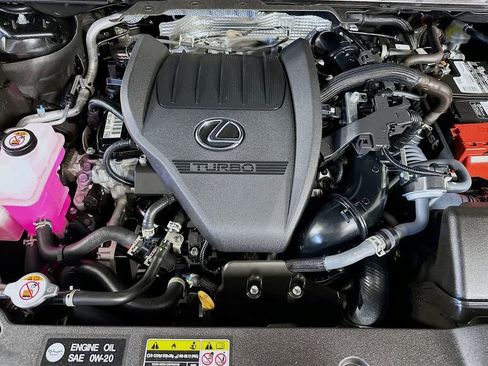 Used 2023 Lexus RX 350 FWD image 9