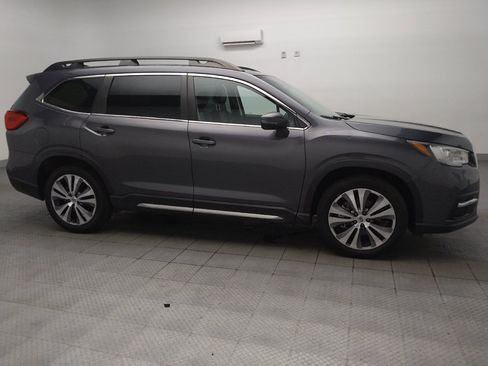 Used 2022 Subaru Ascent Limited AWD/4WD image 11