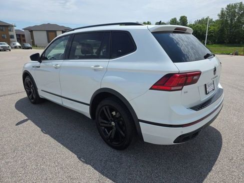 Used 2023 Volkswagen Tiguan SE R-Line FWD image 11