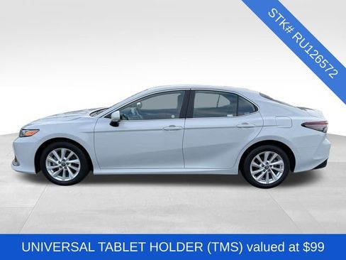 Used 2024 Toyota Camry LE w/ Cold Weather Package image 4