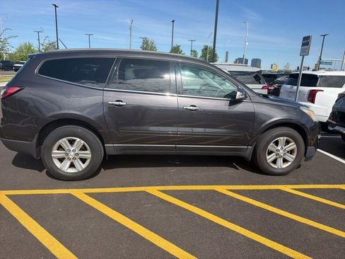 Used 2013 Chevrolet Traverse LT FWD image 23