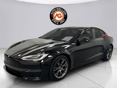 Used 2022 Tesla Model S image 3